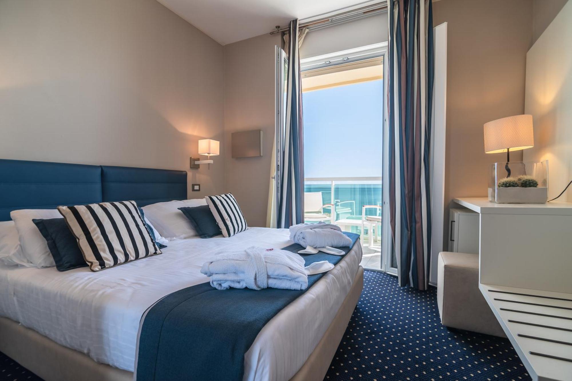 Hotel Anthony ليدو دي يسولو المظهر الخارجي الصورة
