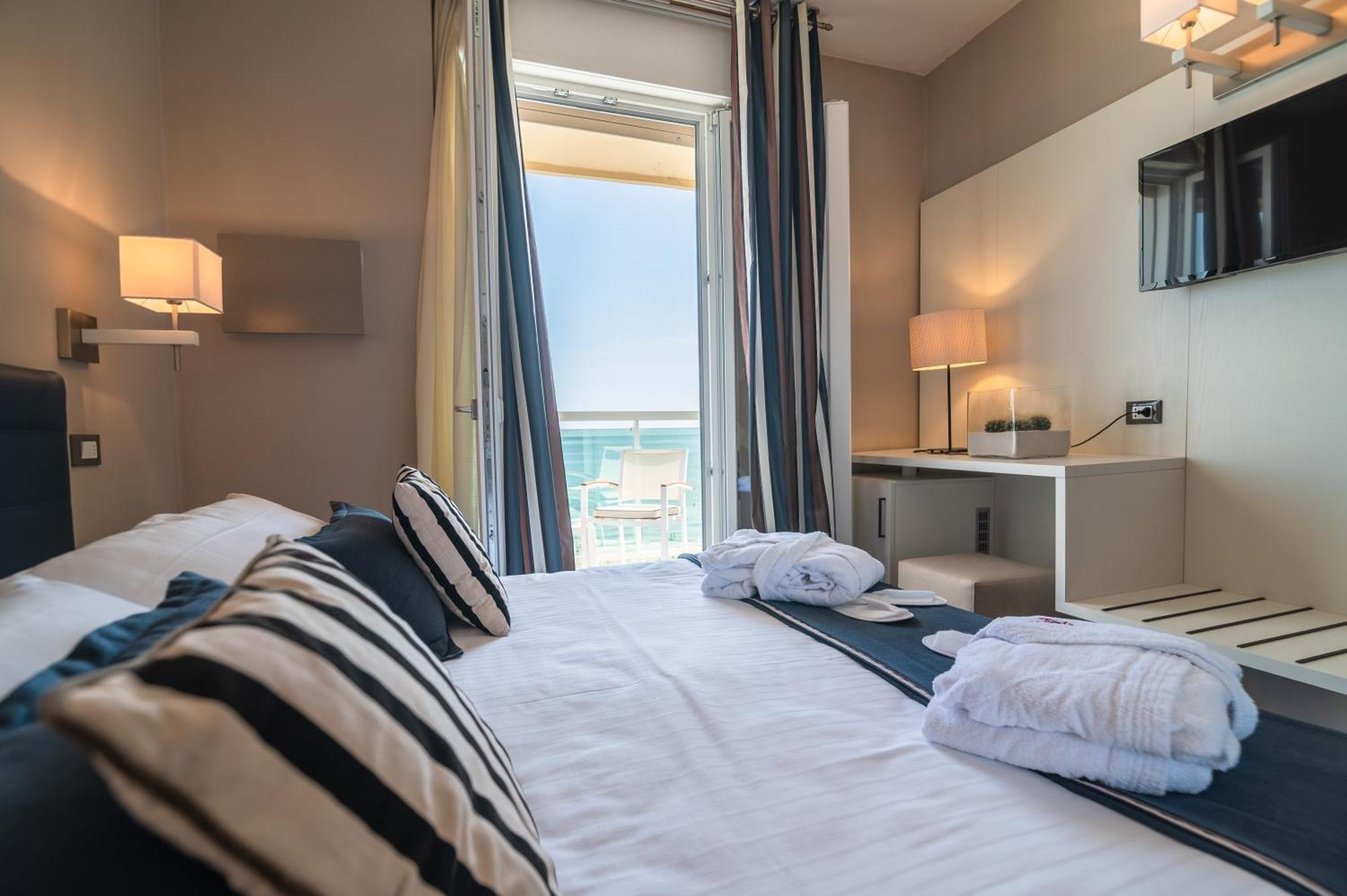 Hotel Anthony ليدو دي يسولو المظهر الخارجي الصورة
